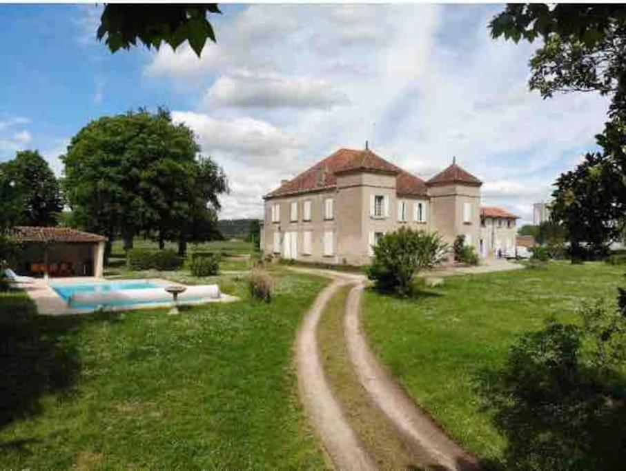 Chateau D'Issandou Golfech Экстерьер фото
